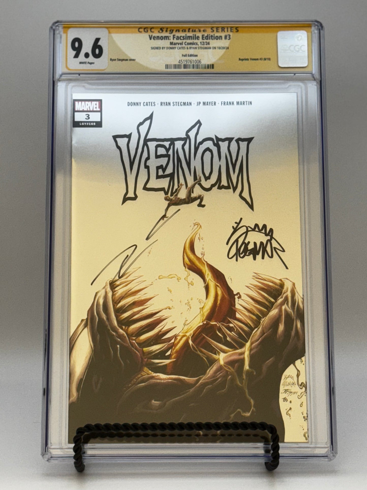 [SIGNED DONNY CATES | RYAN STEGMAN][FOIL] VENOM #3 UNKNOWN COMICS EXCLUSIVE FACSIMILE STEGMAN VAR [CGC 9.6 YELLOW LABEL][IN STOCK]