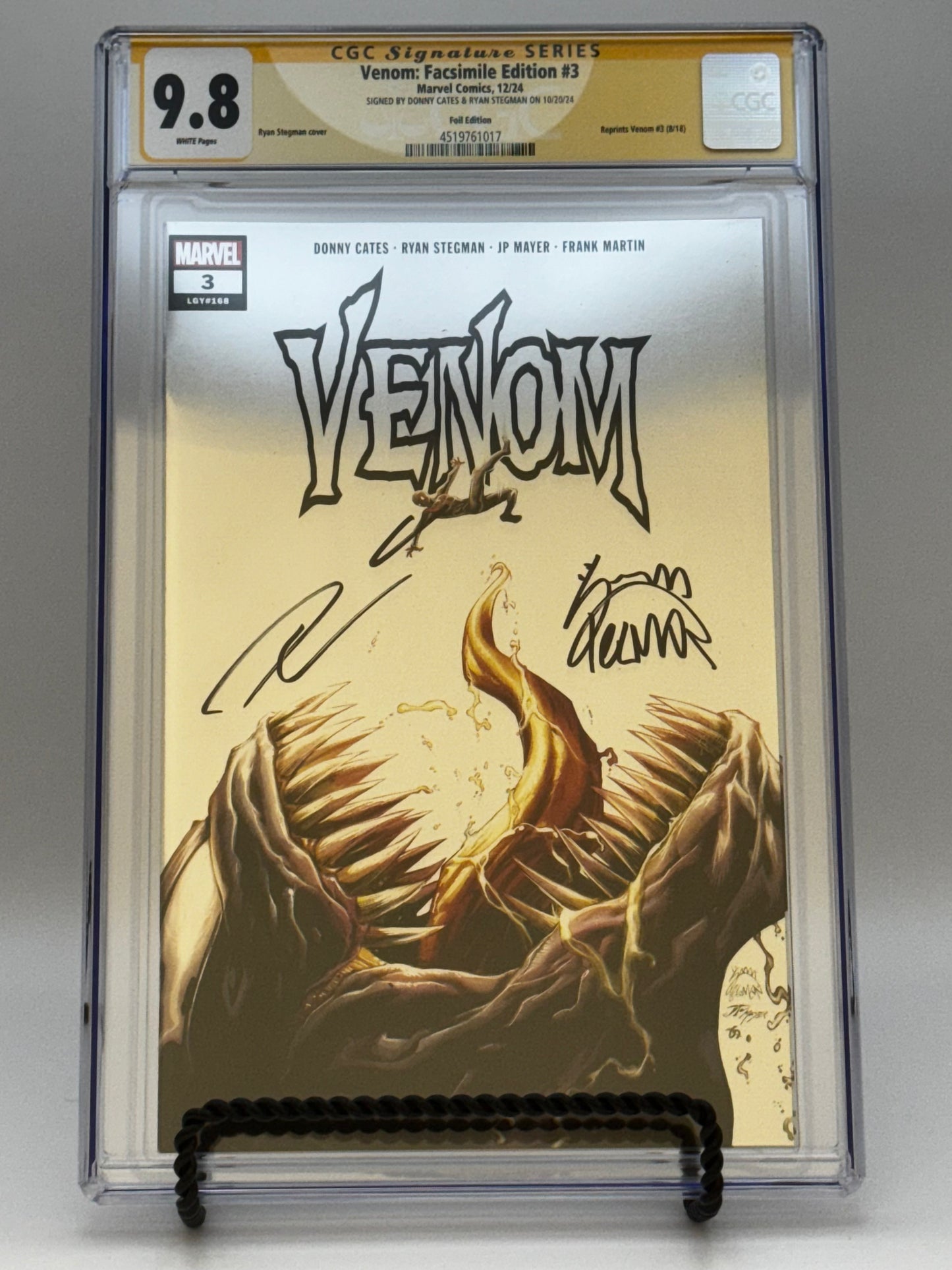 [SIGNED DONNY CATES | RYAN STEGMAN][FOIL] VENOM #3 UNKNOWN COMICS EXCLUSIVE FACSIMILE STEGMAN VAR [CGC 9.8 YELLOW LABEL][IN STOCK]